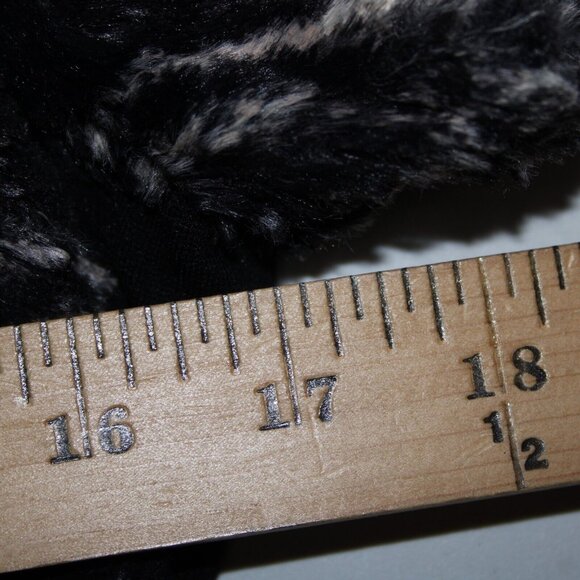 BCBG maxazria $198 Tulum Sz S Black White Combo Eyelash 100% Polyester Top - Picture 16 of 16